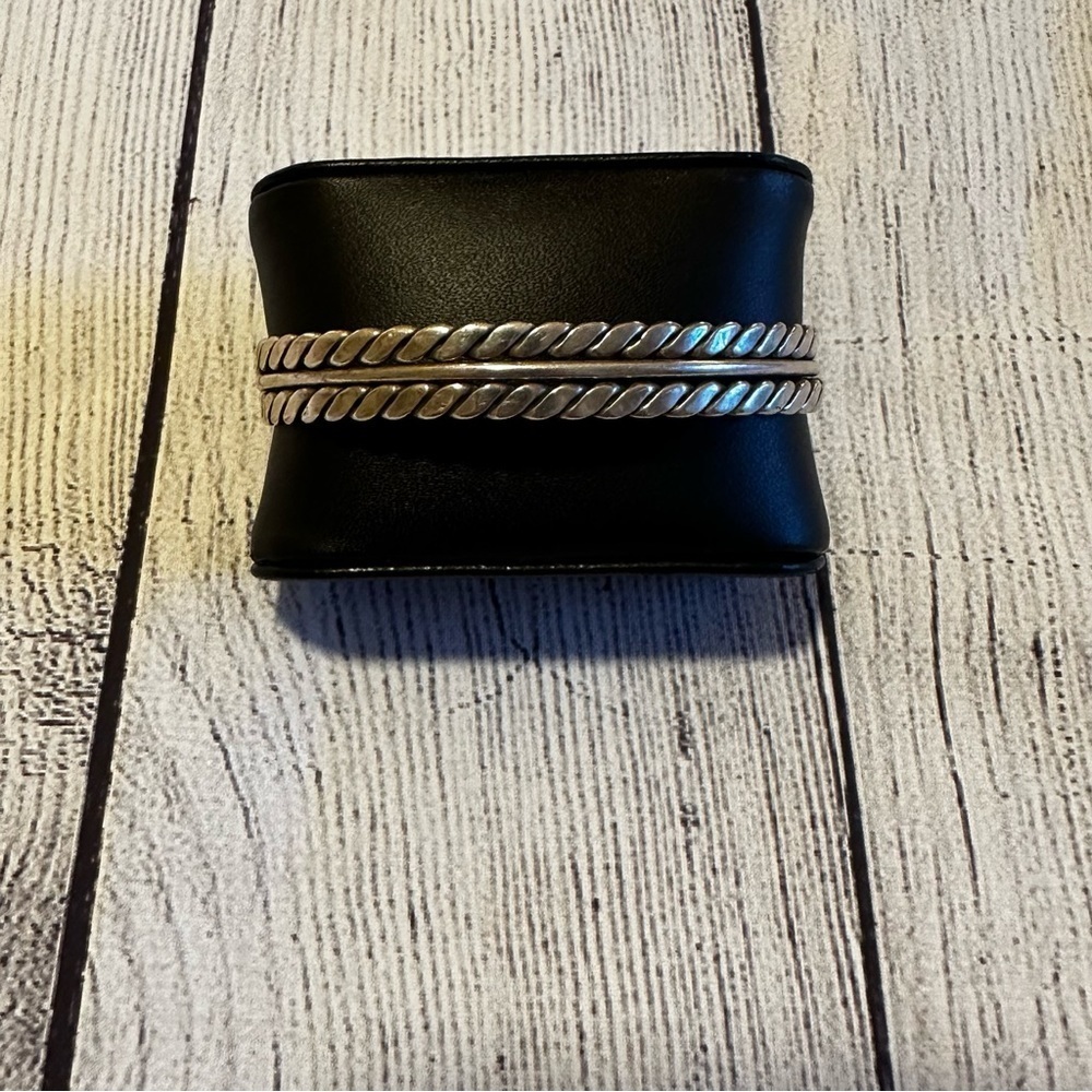 Vintage Navajo Sterling Silver Cuff Bracelet​​​​​